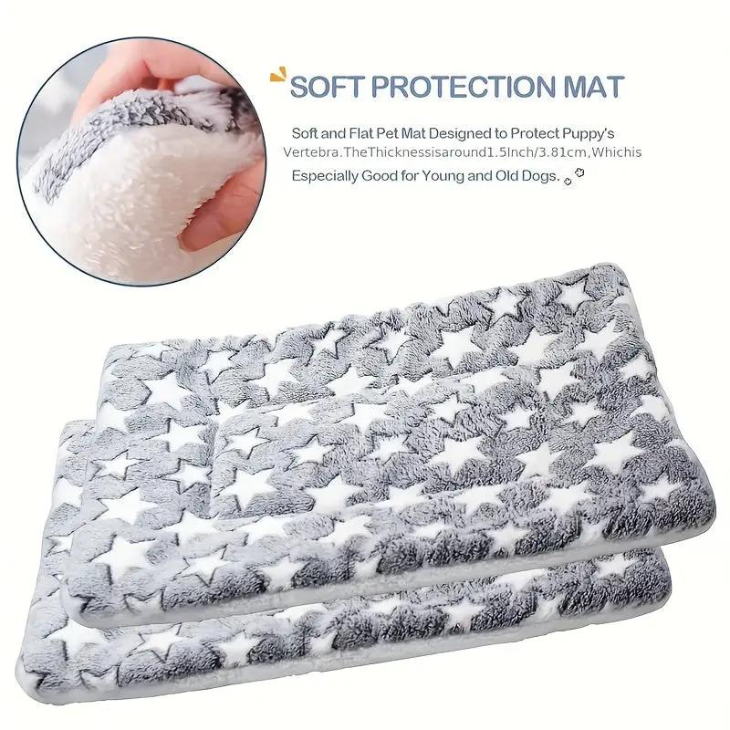 Luxurious Plush Flannel Pet Mat for Cats & Dogs - Ultra-Soft, Extra-Thick, Non-Slip Bottom - Cozy Indoor Napping Pad, Machine Washable