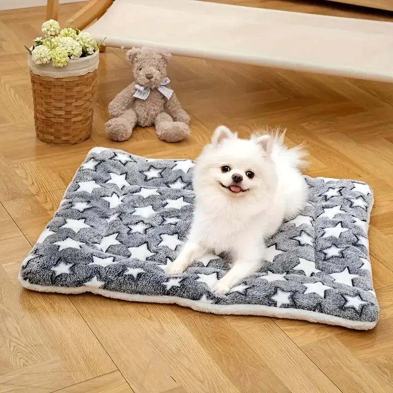 Luxurious Plush Flannel Pet Mat for Cats & Dogs - Ultra-Soft, Extra-Thick, Non-Slip Bottom - Cozy Indoor Napping Pad, Machine Washable