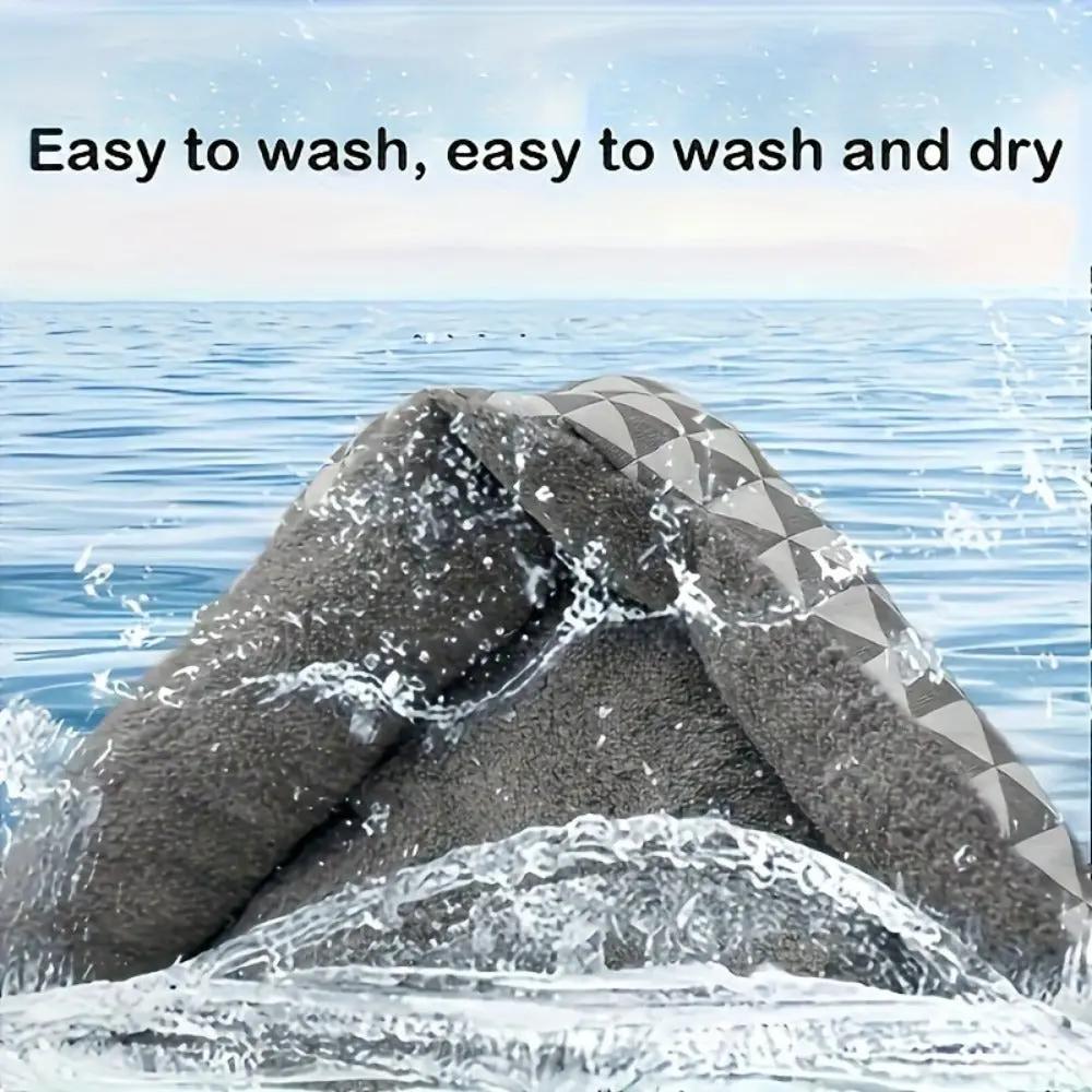 4 Sizes Available Upgraded Thickened Ultra-Soft Comfortable Plush Dog Bed Winter Warm Pet Sofa Portable Dog Bed Washable Thickened Plush Pad Suitable for Large, Medium, Small Dogs and Cats Plaid Stripe Christmas Pet Gift 1pc,