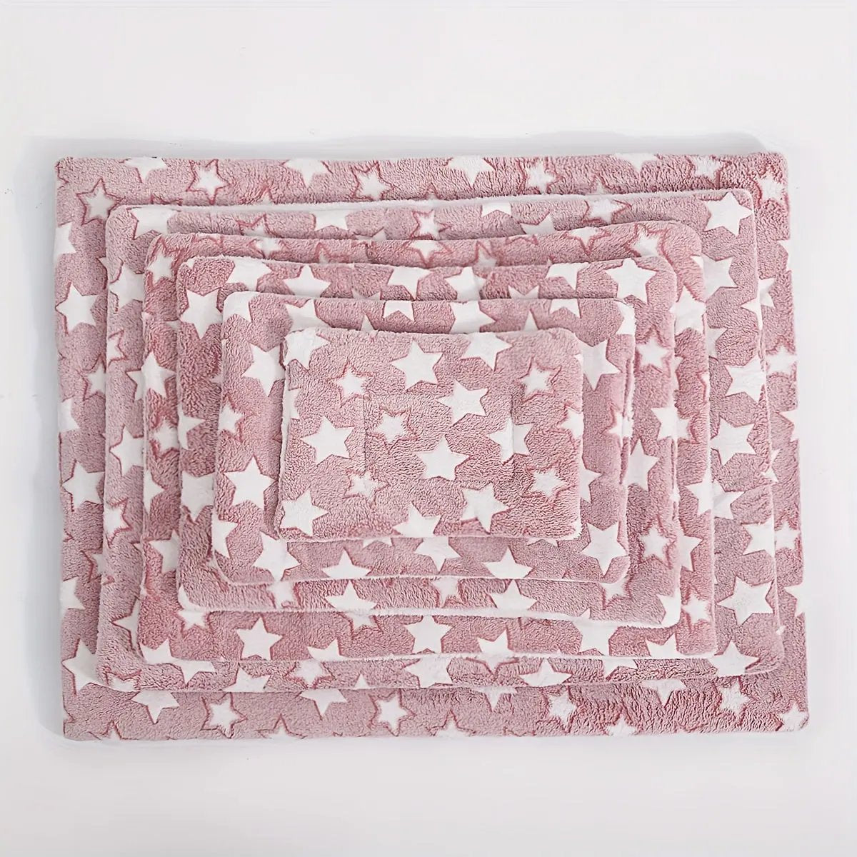 Cozy All-Season Plush Pet Mat | Soft, Thickened Warm Blanket for Cats & Dogs | Machine-Washable, Durable Polyester | Ideal for Autumn & Winter Sleep Comfort | Star Patterned Design, Pet Sleeping Ma