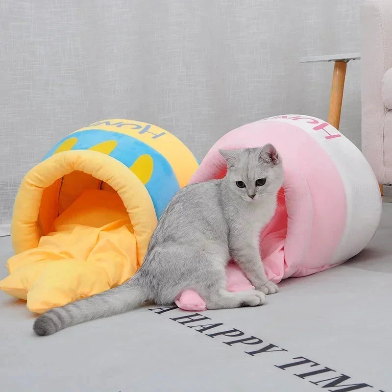 Thickened honey jar cat bed season semi enclosed cat and dog warm pet house, plush villa nest with detachable mats PAWN-SOME PETS