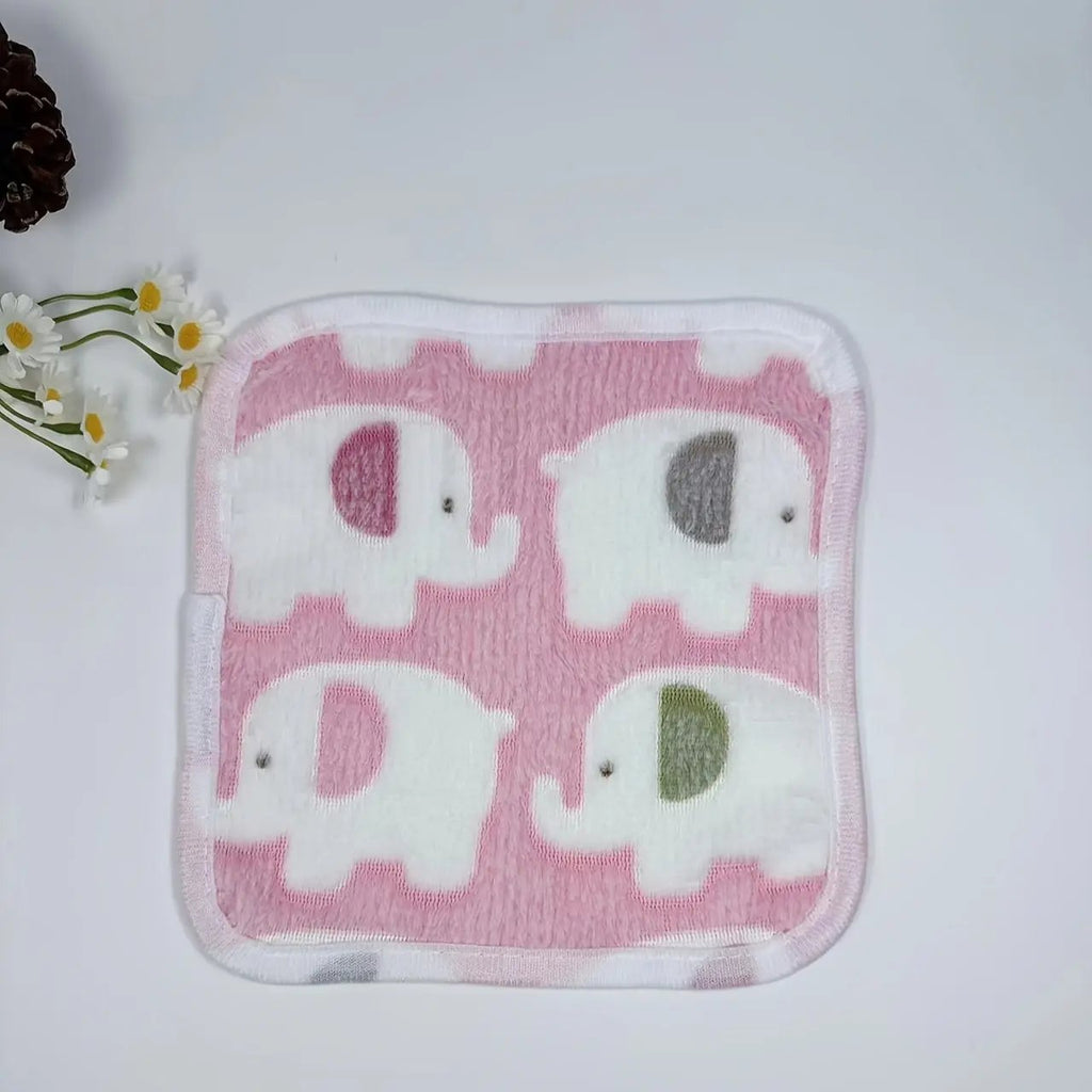 Cute Elephant Print Pet Blanket - Machine Washable, Soft Warm Fleece Pet Mats for Cats & Dogs, Four Seasons Comfort, Suitable for Small to Extra Large Pets, Polyester Bed Pad with Unique Features